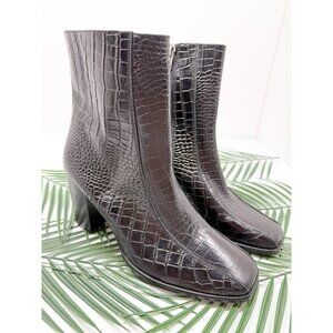 Andre Assous Women's Brown Leather Vilica Croc Print Chelsea Boots Size 7 NWOB